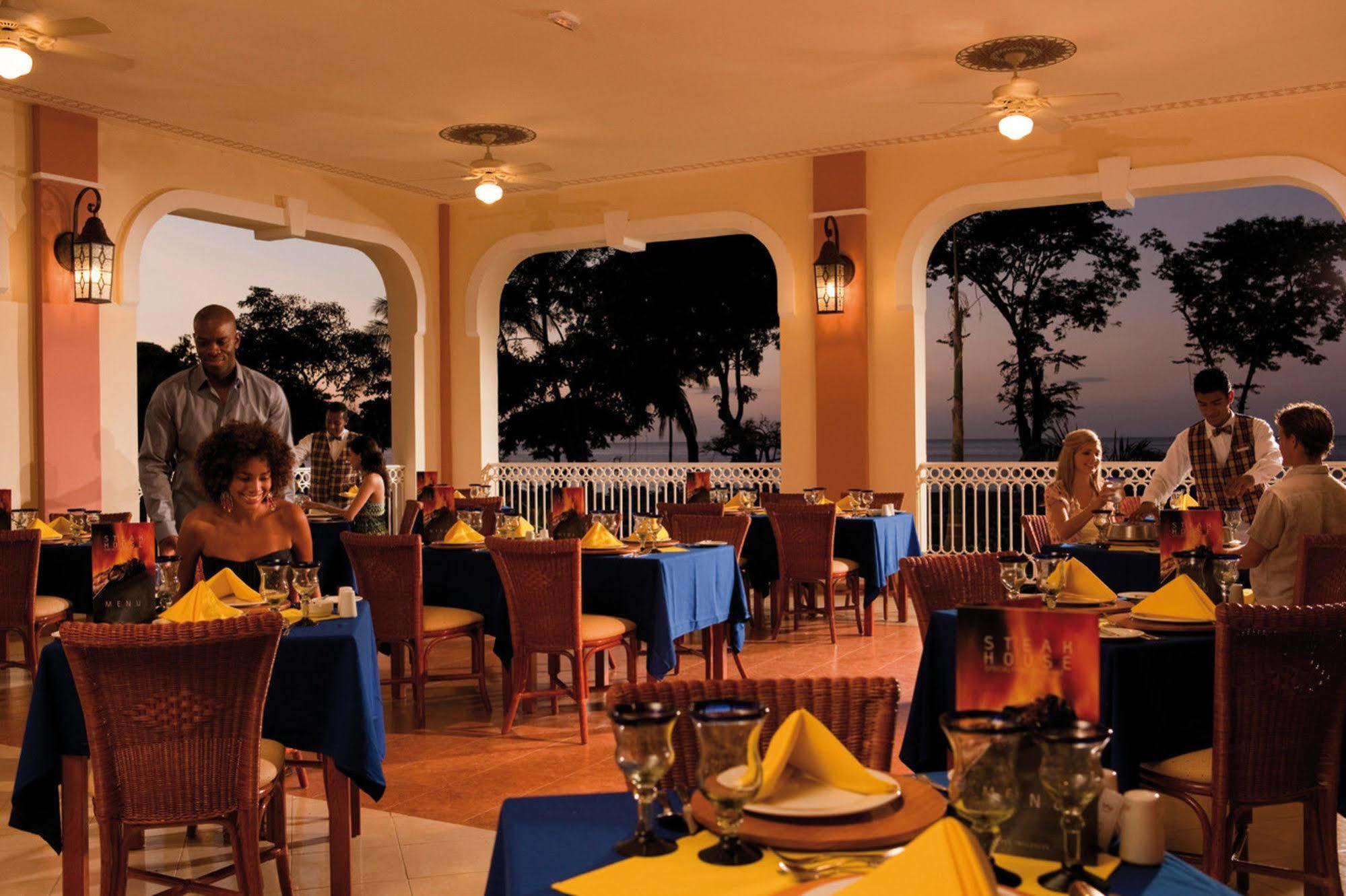 Hotel Riu Guanacaste Sardinal Restaurant foto